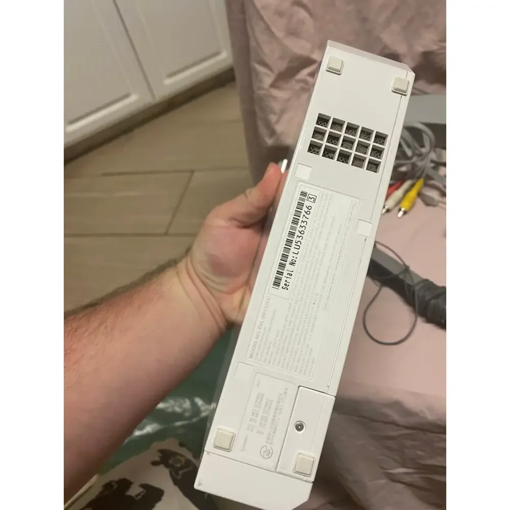 Nintendo Wii With One Controller, Has Been Tested